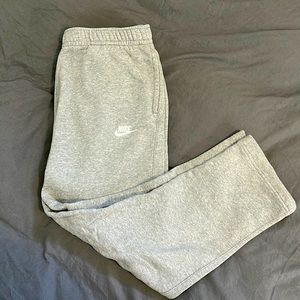 Nike Club Cotton Sweatpants